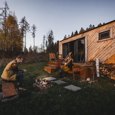 Tiny Glamp - Kontejner Sikmina Luxe tent Dolní Moravice
