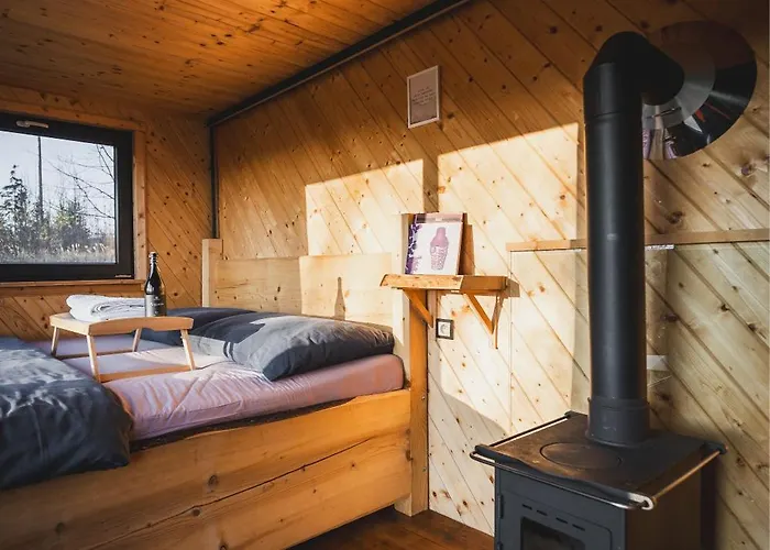Tiny Glamp - Kontejner šikmina Luksusowy namiot